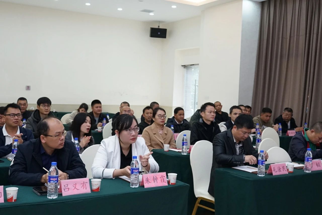 培訓(xùn)現(xiàn)場(chǎng)1